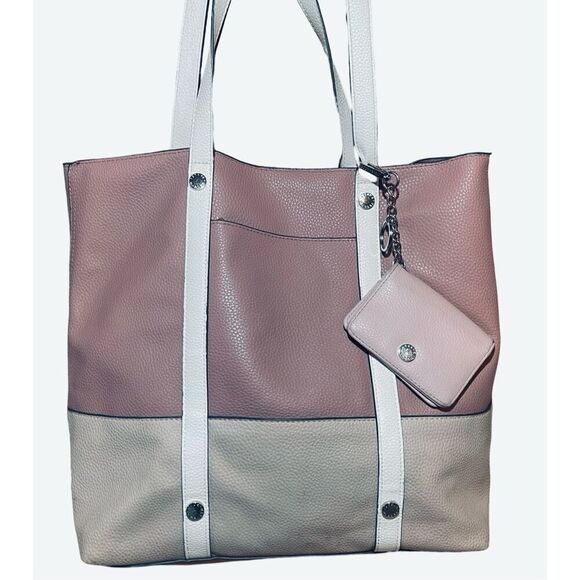 Steve Madden Tote and matching Wallet SET** - Picture 2 of 10